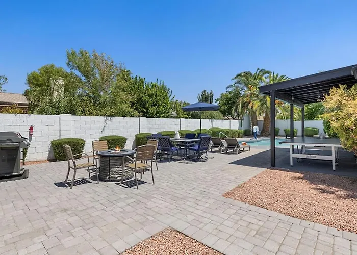 Spring Song - Location Style Pool Firepit Bbq * Phoenix